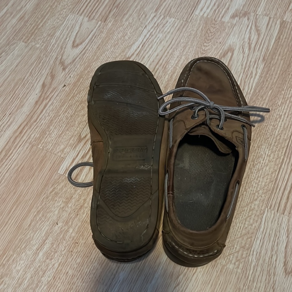 Men’s Sperry top-siders - Picture 3 of 4